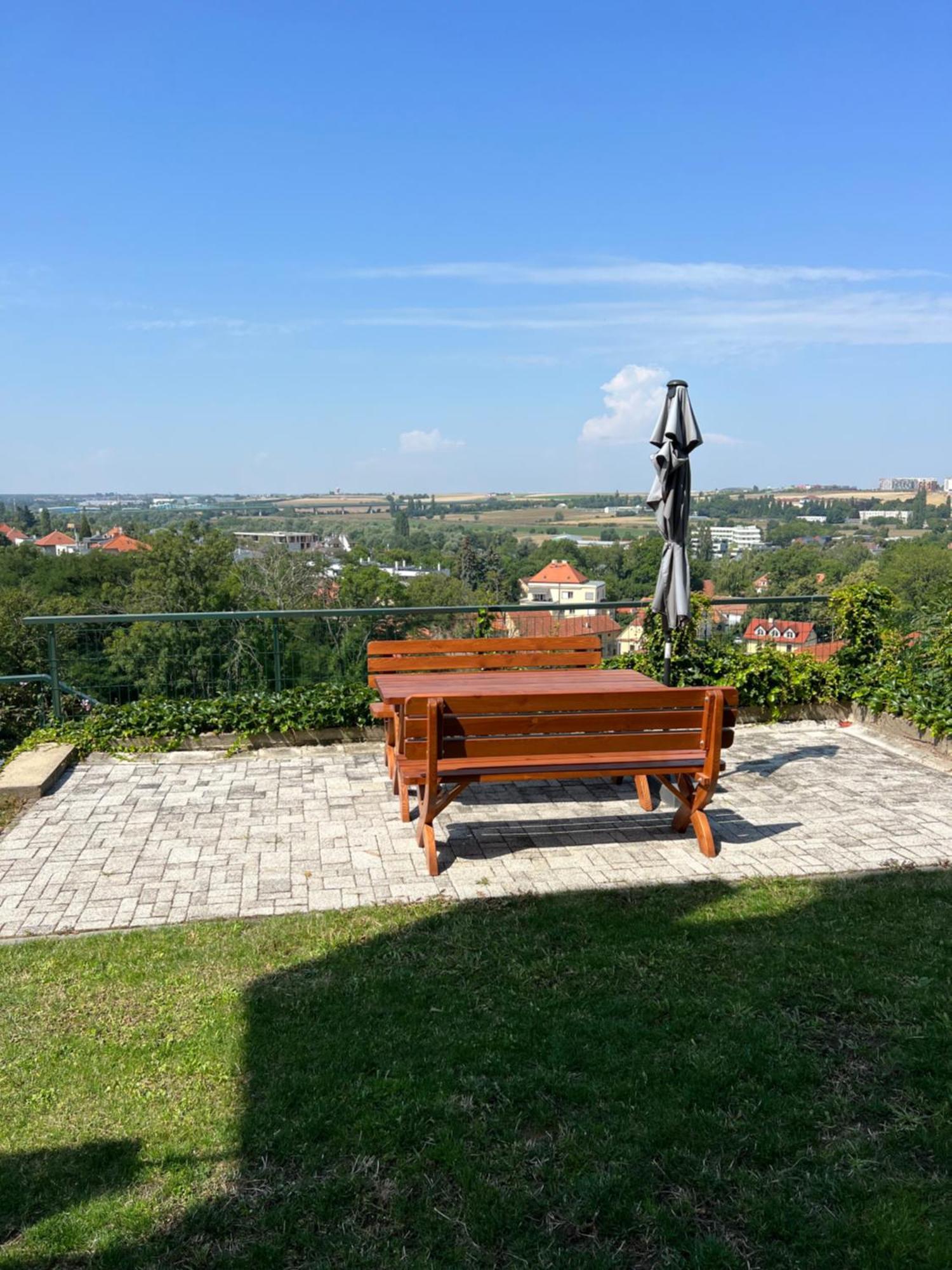 Airport Luxury Apartment & Spa Prague Exterior photo